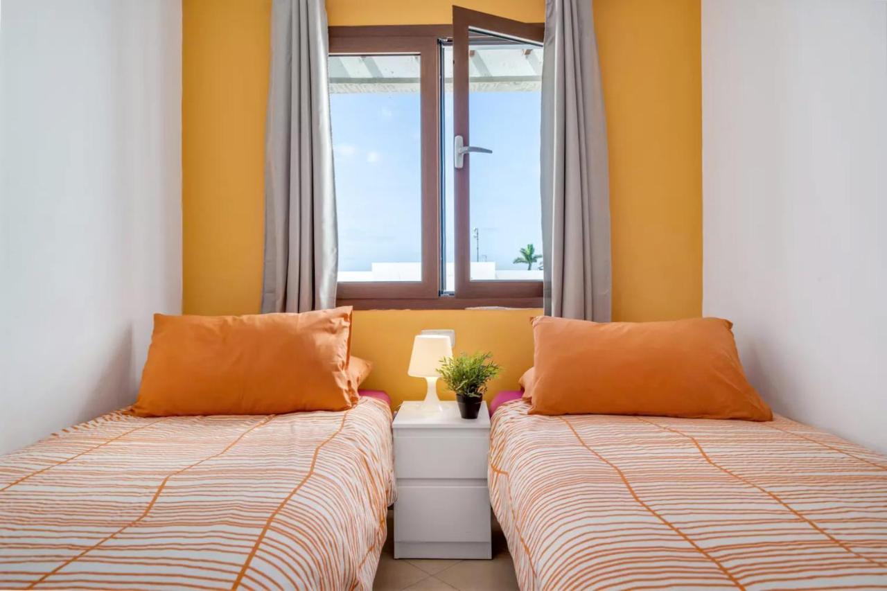 Modern Duplex In Puerto Del Carmen Apartment Tias Bagian luar foto